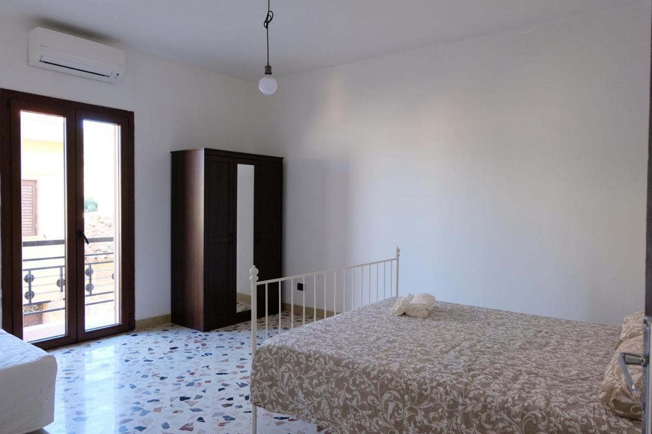 Rosalia'S Apartments 카스텔디투사 외부 사진